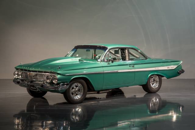Image 1/10 de Chevrolet Impala Sport Coupe (1961)