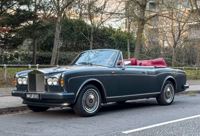 Image 1/22 of Rolls-Royce Corniche IV (1995)