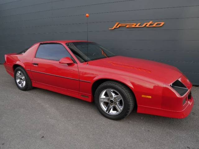 Image 1/45 of Chevrolet Camaro Z28 (1985)