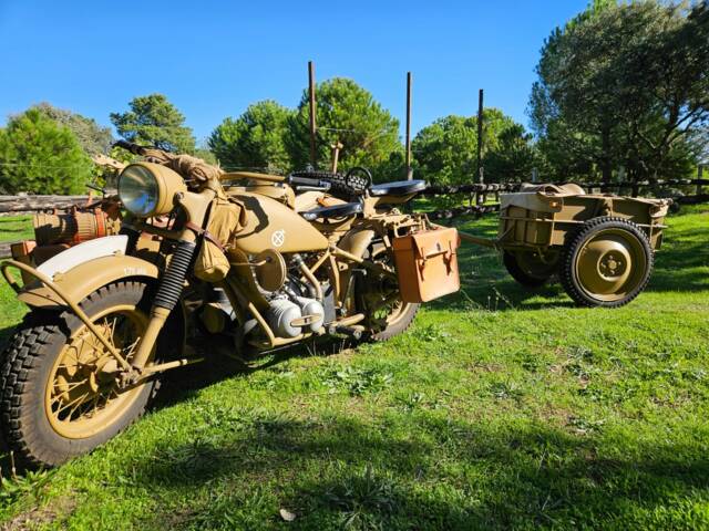 Image 1/8 de BMW R75 (1943)