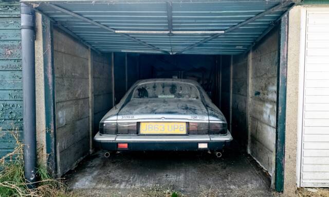 Image 1/34 of Jaguar XJS 5.3 V12 (1992)