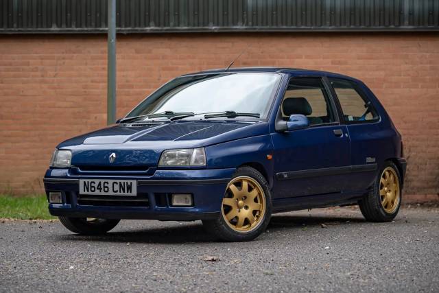 Image 1/8 of Renault Clio I Williams (1995)