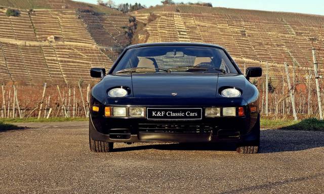Bild 1/8 von Porsche 928 S (1984)