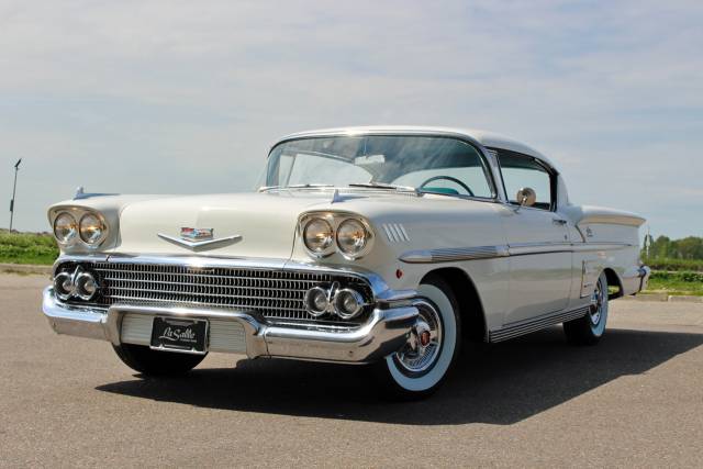 Image 1/30 de Chevrolet Impala Sport Coupe (1958)