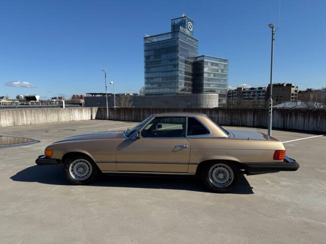 Image 1/9 of Mercedes-Benz 380 SL (1983)
