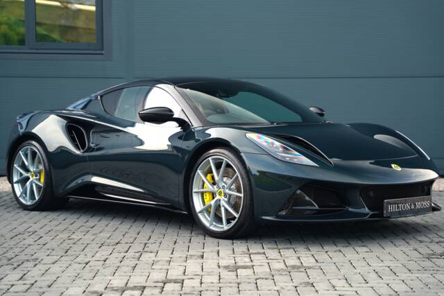 Image 1/50 of Lotus Emira (2023)