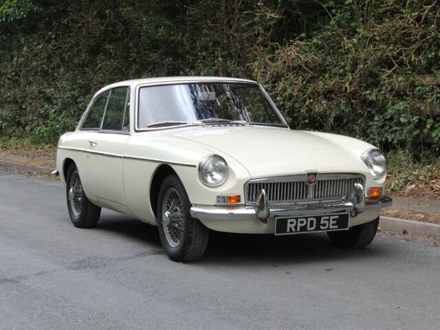 Bild 1/16 von MG MGB GT (1967)