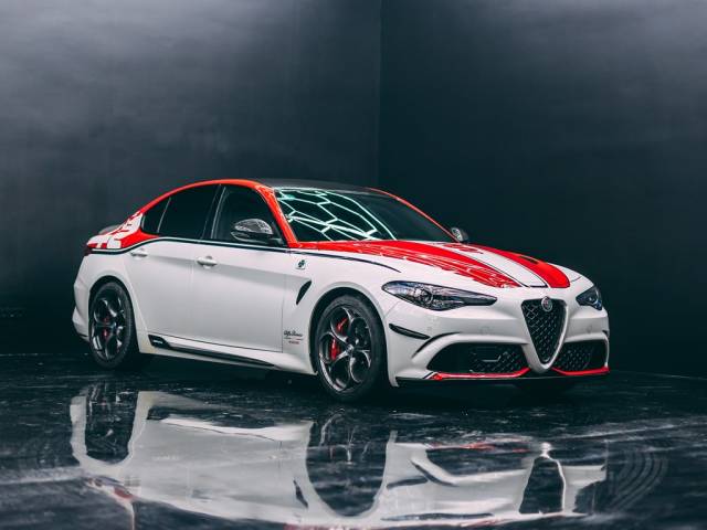 Immagine 1/50 di Alfa Romeo Giulia Quadrifoglio (2020)
