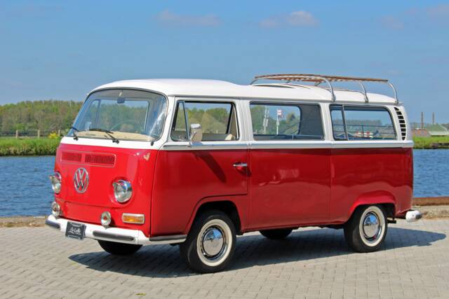 Immagine 1/22 di Volkswagen T2a minibus L (1970)