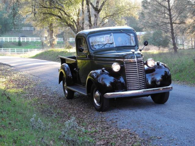 Image 1/24 of Chevrolet Special Deluxe (1940)
