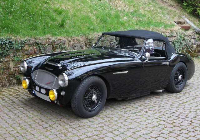 Image 1/12 of Austin-Healey 100&#x2F;6 (BN4) (1957)