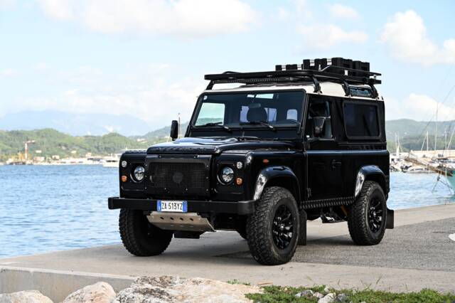 Image 1/70 of Land Rover Defender 90 TD4 (2007)