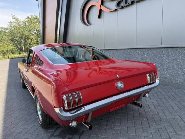 Bild 1/50 von Ford Mustang 390 GTA (1966)