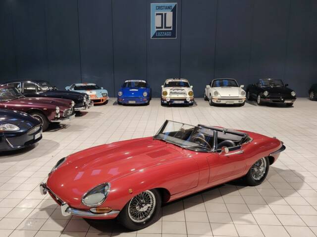 Image 1/28 of Jaguar E-Type 3.8 (1964)