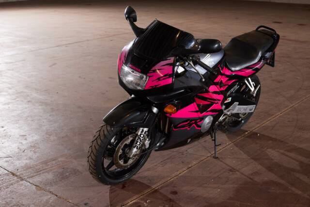 Afbeelding 1/16 van Honda CBR 600 F (1993)
