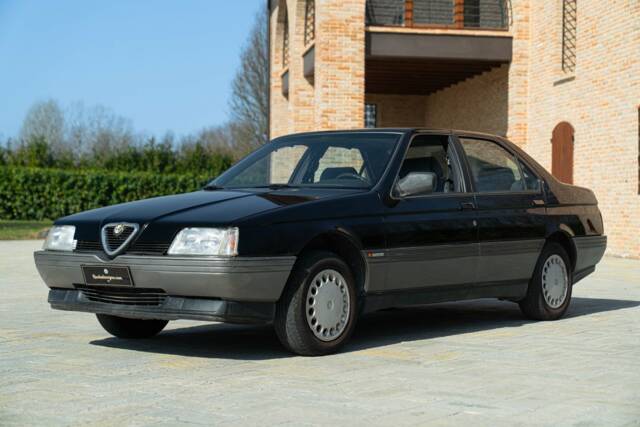 Bild 1/50 von Alfa Romeo 75 2.0 Twin Spark (1990)