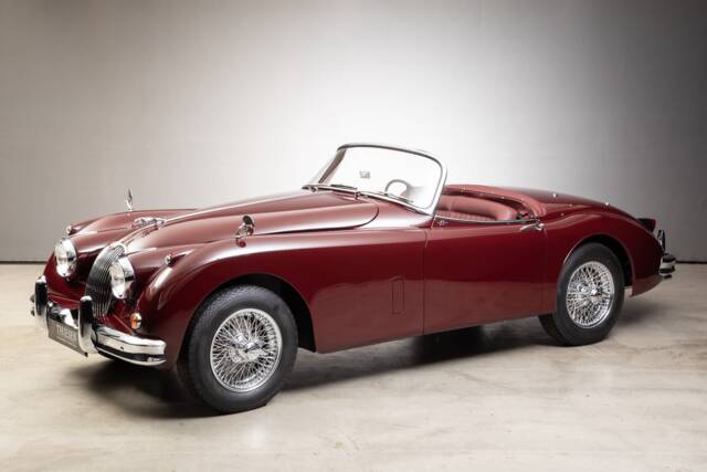 Image 1/34 of Jaguar XK 150 3.4 S OTS (1958)