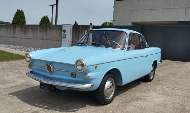 Image 1/49 of FIAT 750 Vignale Coupé (1962)