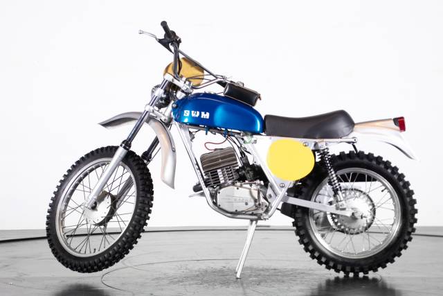 Image 1/16 de SWM DUMMY (1975)