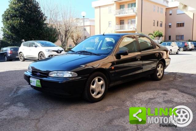 Bild 1/15 von Ford Mondeo 2.0 (1994)