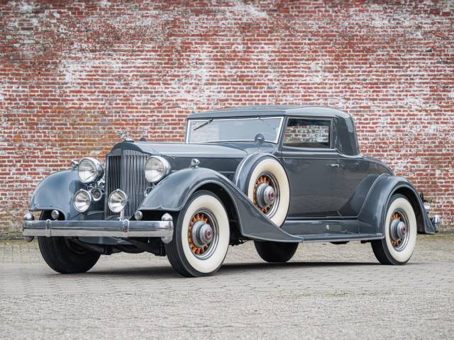Immagine 1/50 di Packard Twelve Sport Coupé (1934)