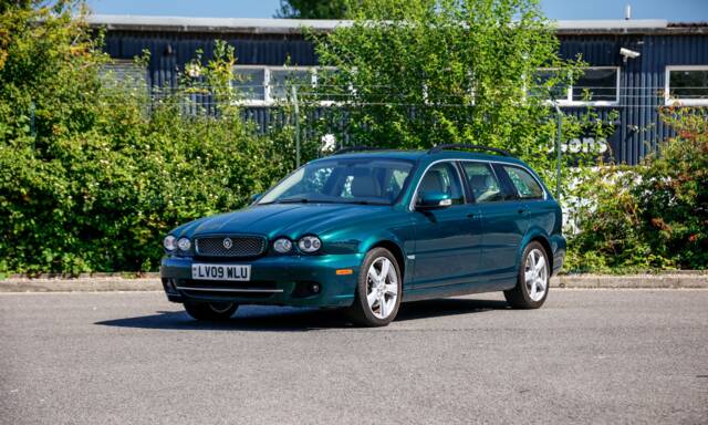 Bild 1/35 von Jaguar X-Type Estate 2.2 D (2009)