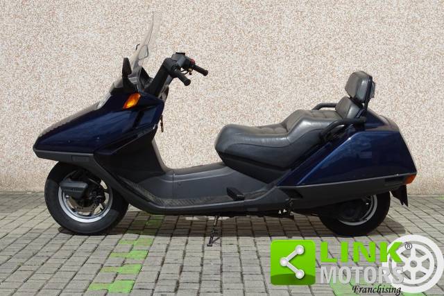 Bild 1/9 von Honda DUMMY (1986)