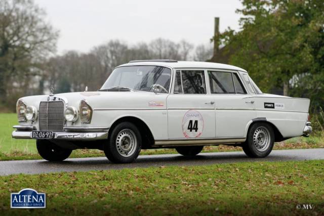 Bild 1/34 von Mercedes-Benz 300 SE (1962)