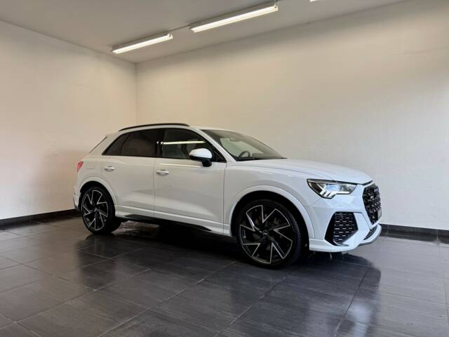 Image 1/28 of Audi RS Q3 (2019)