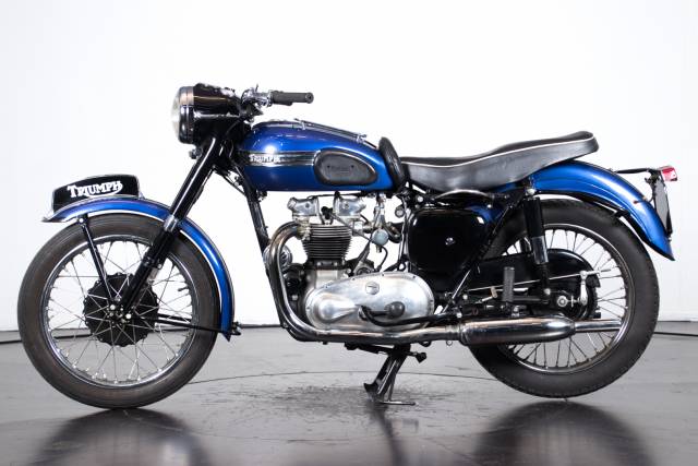 Bild 1/17 von Triumph DUMMY (1957)