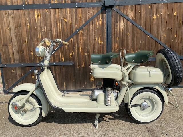 Image 1/11 de Innocenti DUMMY (1954)