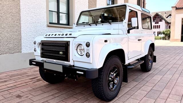 Bild 1/18 von Land Rover Defender 90 TD4 (2007)