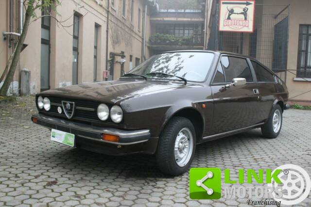 Bild 1/10 von Alfa Romeo Alfasud 1.3 ti (1981)