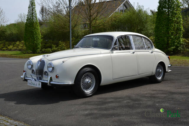 Bild 1/35 von Jaguar 340 (1968)