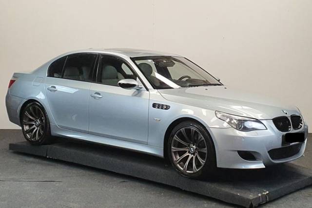 Bild 1/9 von BMW M5 (2006)