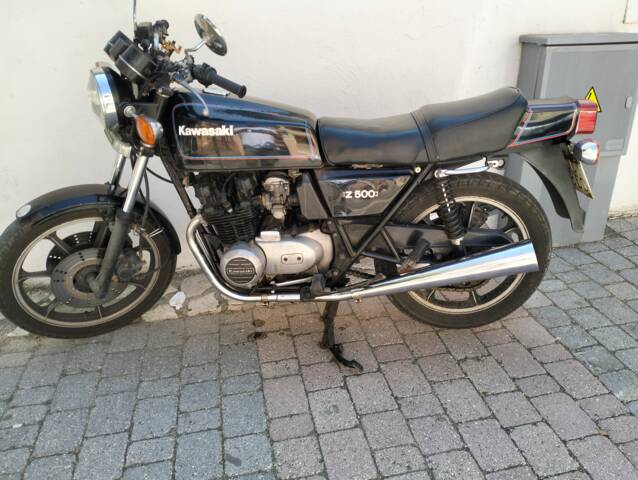 Immagine 1/4 di Kawasaki DUMMY (1980)