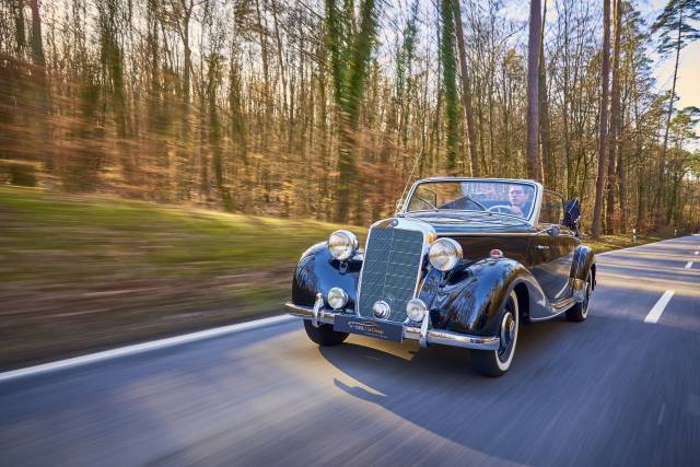 Immagine 1/49 di Mercedes-Benz 170 S Cabriolet A (1950)