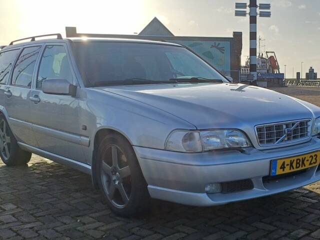 Imagen 1/8 de Volvo V70 R (1998)