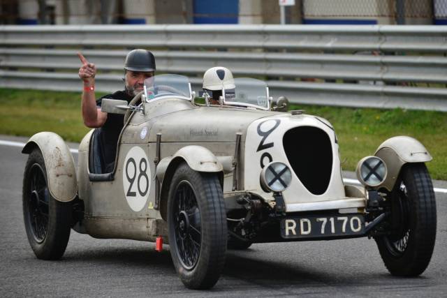 Image 1/26 of Rover 14 (1935)
