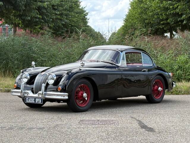 Imagen 1/21 de Jaguar XK 150 FHC (1960)