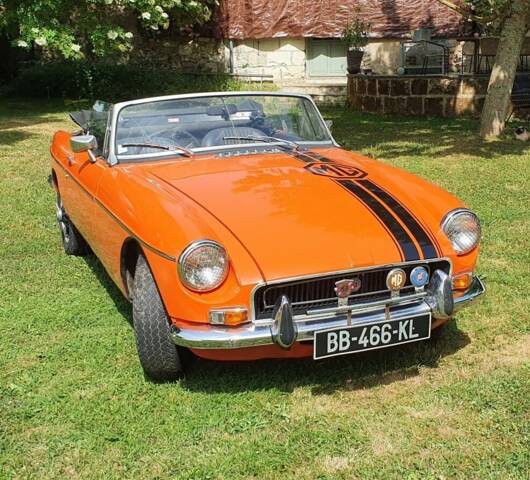 Image 1/5 of MG MGB (1972)