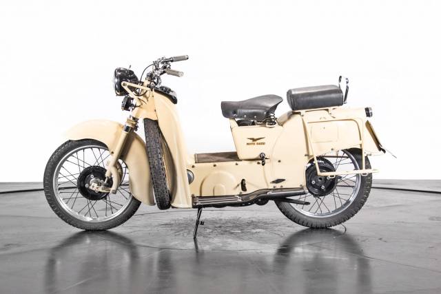Image 1/21 of Moto Guzzi DUMMY (1951)