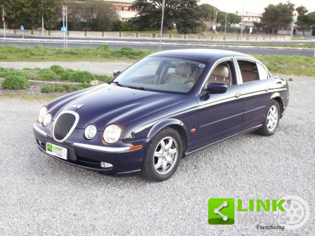 Image 1/19 of Jaguar S-Type 3.0 V6 (2000)