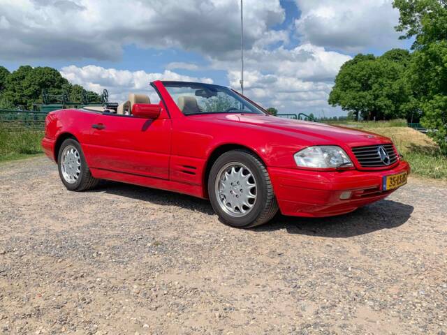 Image 1/8 de Mercedes-Benz SL 320 (1996)