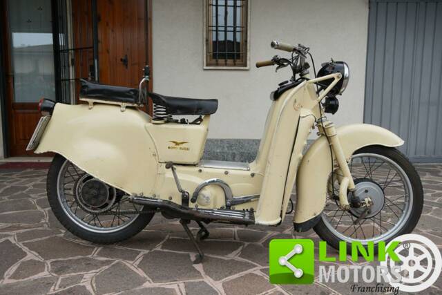 Image 1/10 of Moto Guzzi DUMMY (1953)