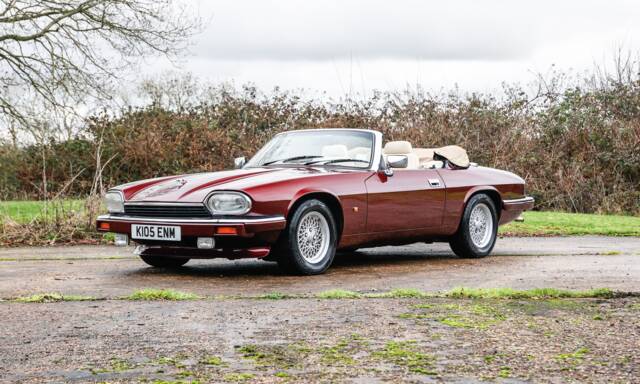 Image 1/45 of Jaguar XJS 5.3 V12 (1993)