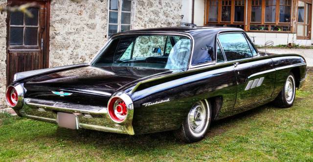 Ford T-Bird 1963 von hinten Beifahrerseite / vehicle from rear passenger side