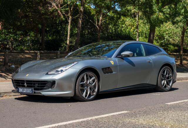 Bild 1/36 von Ferrari GTC4Lusso T (2020)
