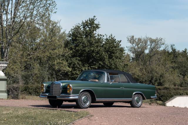 Bild 1/28 von Mercedes-Benz 250 SE (1967)