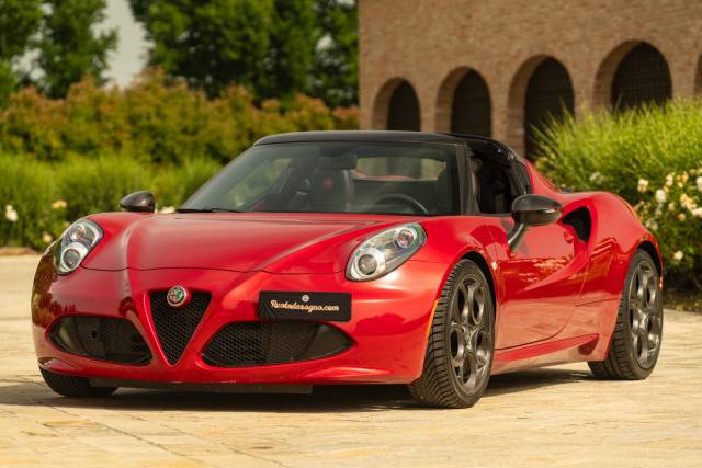 Image 1/49 of Alfa Romeo 4C Spider (2017)